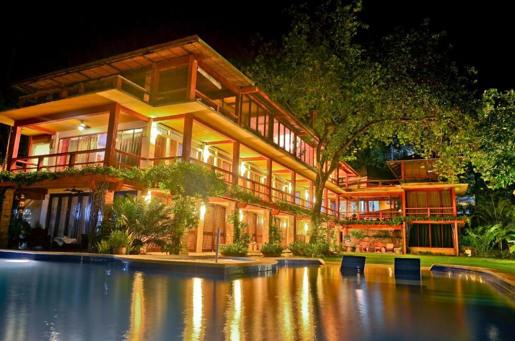 Punta Bulata White Beach Resort & Spa Cauayan (Negros Occidental) Exterior foto